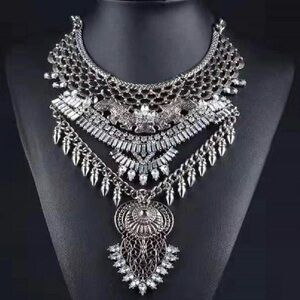 Elegant Silver Statement Necklace